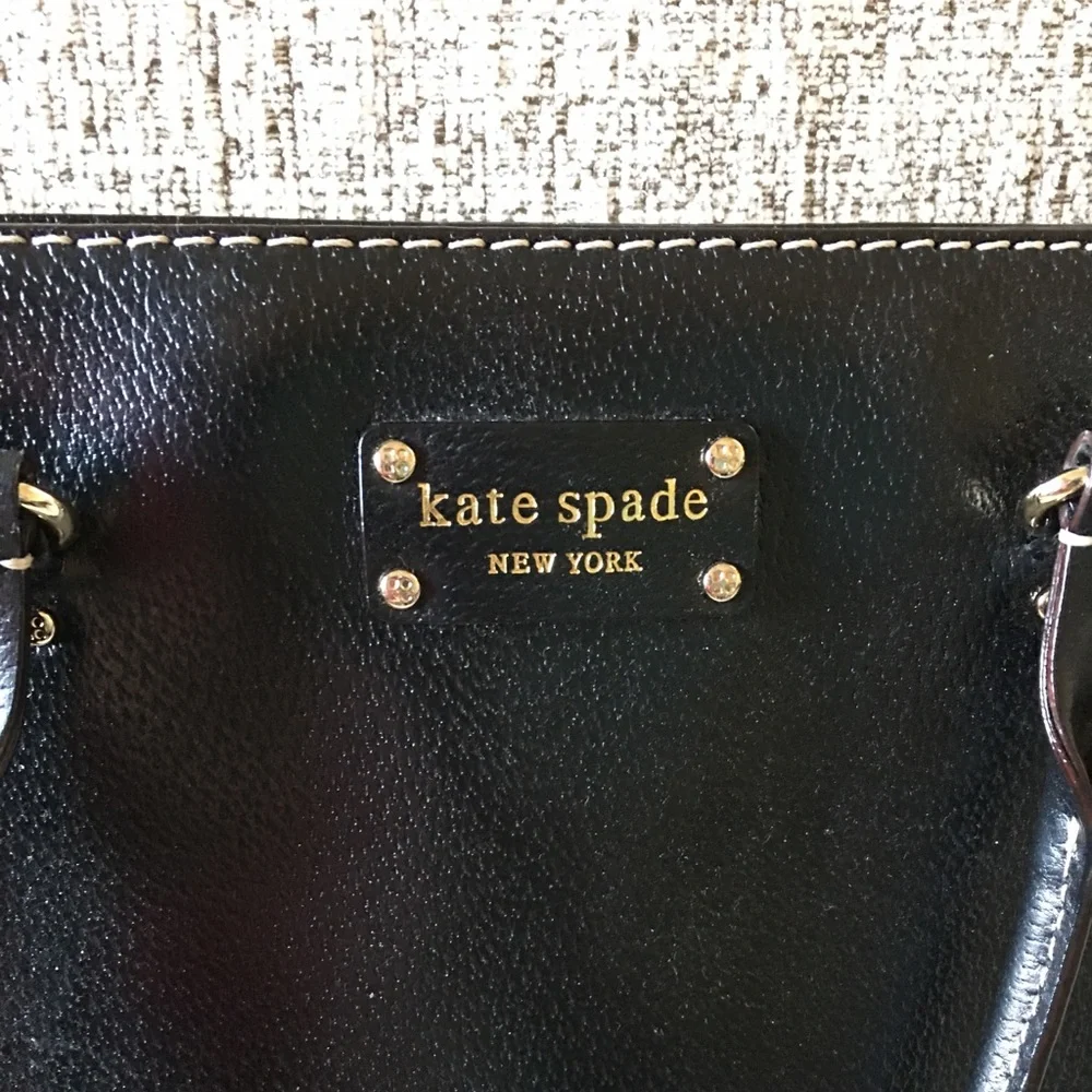 COPY - Large black Kate Spade handbag - Picture 2 of 11